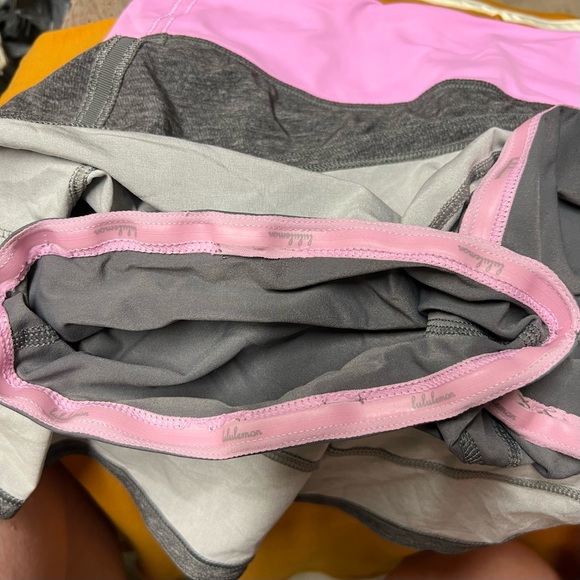 Lululemon skort - Picture 4 of 7